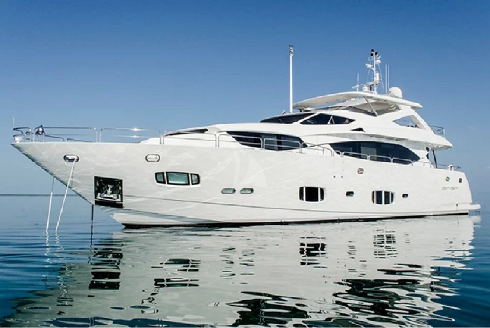 Emrys Yacht