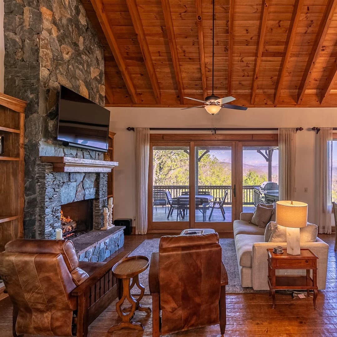 Blue Hole Lodge
