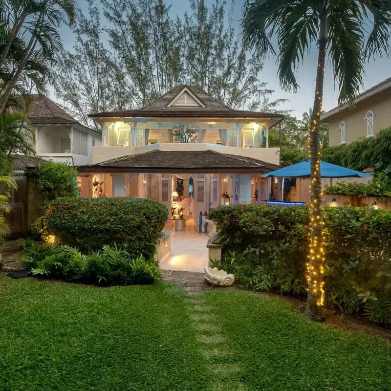 Red Hibiscus Home